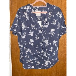 Abercrombie Floral Button up tied top